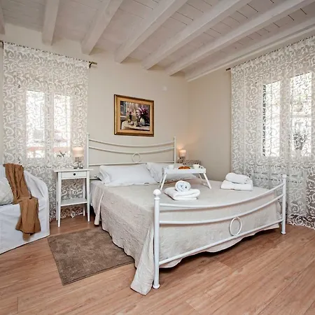 Casa Sbisa' Apartment